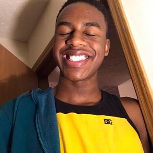 Meet your Posher, Camilo